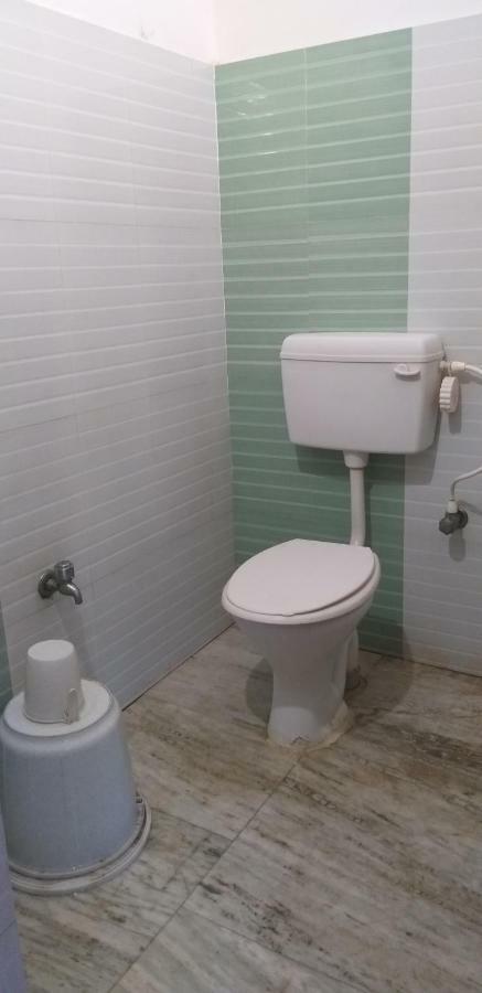 Hotel Gunjan プリ エクステリア 写真